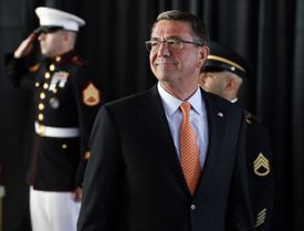 Americký ministr zahraničí Ash Carter.