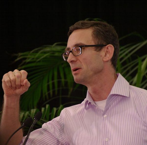 Chuck Palahniuk.