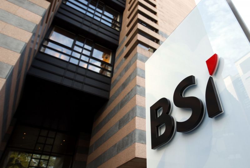 Švýcarsko zahájilo trestní řízení proti bance BSI.