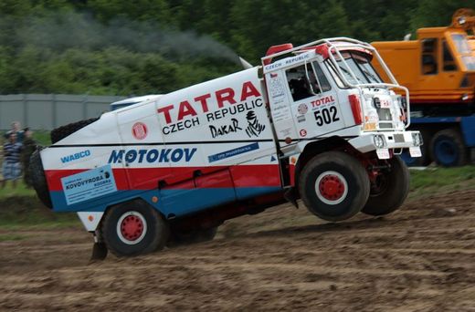 Historická dakarská Tatra 815.
