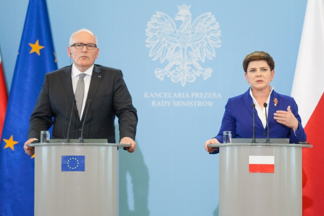 Frans Timmermans s Beatou Szydlovou. Frans Timmermans s Beatou Szydlovou.