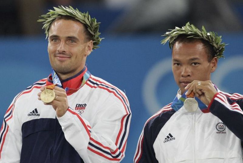 Roman Šebrle v na olympiádě v Aténách 2004.