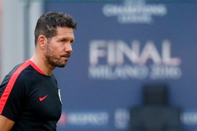 Trenér Atlética Diego Simeone.