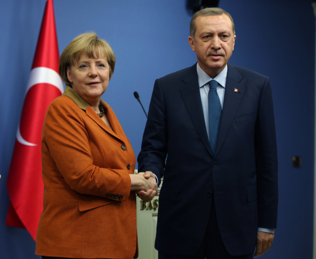 Německá kancléřka Angela Merkelová a turecký prezident Recep Tayyip Erdogan. Německá kancléřka Angela Merkelová a turecký prezident Recep Tayyip Erdogan.