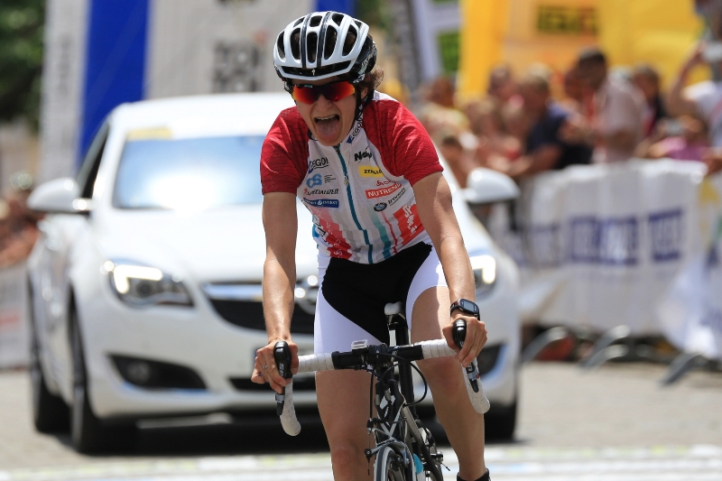 Případu Martiny Sáblíkové, jíž hrozí, že se oproti předpokladům nepředstaví v cyklistické časovce na olympiádě v Riu de Janeiro, se ujal expert na sportovní právo Jan Šťovíček. 