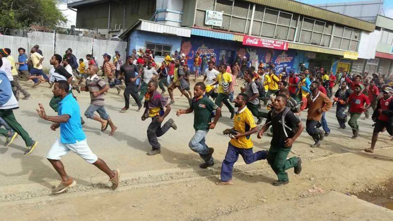 Studenti Papua-Nová Guinea.