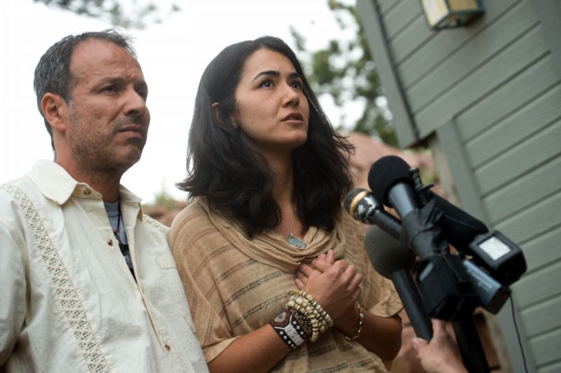 Sitora Yusufiy, bývalá manželka Mateena se svým snoubencem.