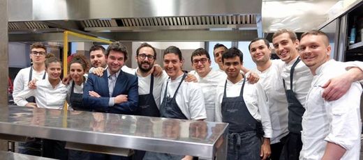 Personál restaurace Osteria Francescana.