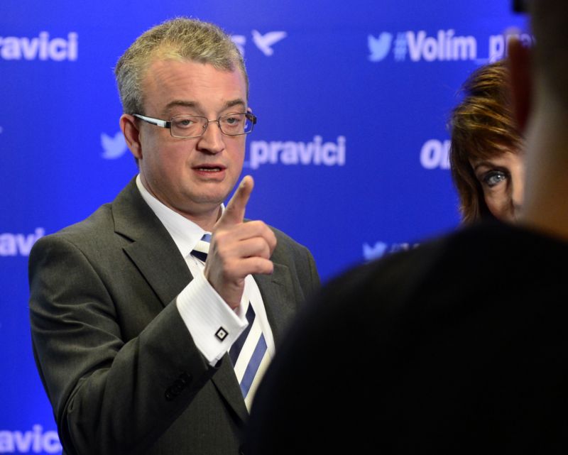 Poslanec Marek Benda za ODS si myslí, že by ministr spravedlnosti a nejvyšší státní zástupce měli zahájit kárné řízení s olomouckými žalobci.
