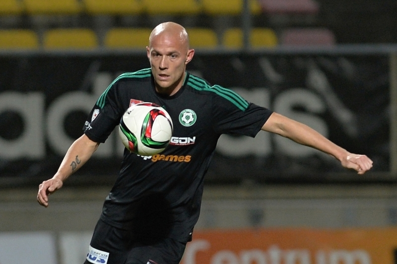 Bývalý fotbalový reprezentant Roman Bednář se rozhodl ve 33 letech ukončit profesionální kariéru. 