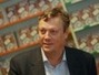 Autor Jonas Jonasson.