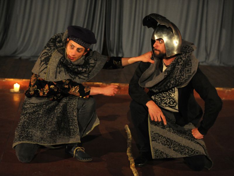 Zleva Jiří Maryško a Jan Plouhar při generální zkoušce hry Williama Shakespeara Jindřich VI. Zleva Jiří Maryško a Jan Plouhar při generální zkoušce hry Williama Shakespeara Jindřich VI.
