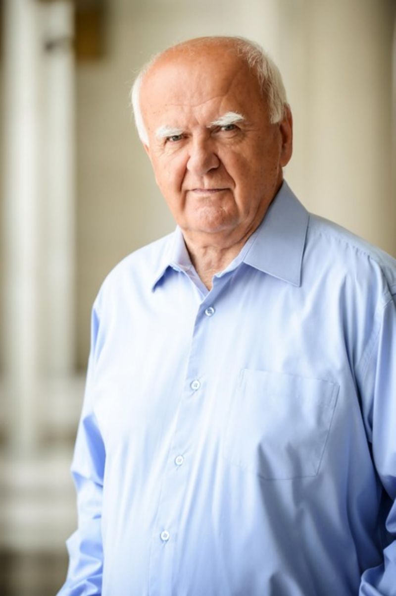 Sbormistr Josef Pančík. Sbormistr Josef Pančík.