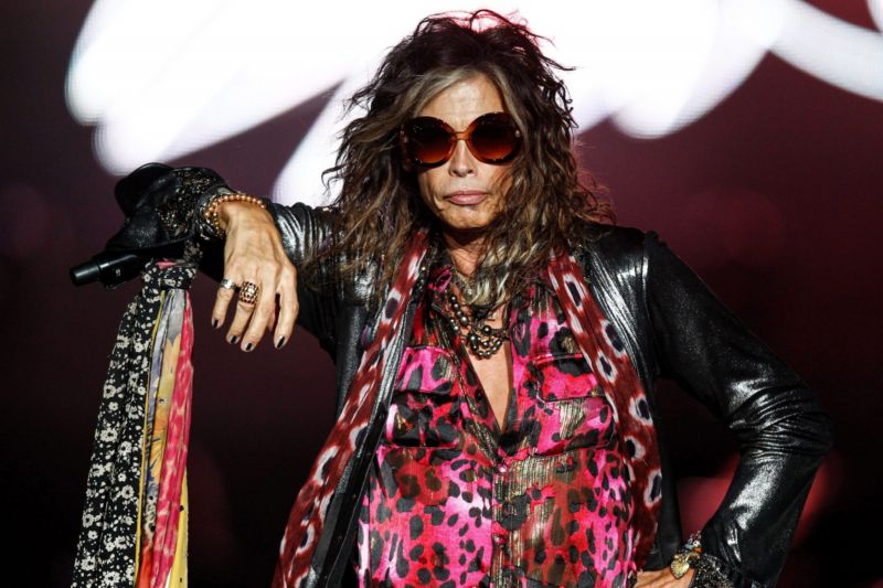 Zpěvák kapely Steven Tyler. Zpěvák kapely Steven Tyler.