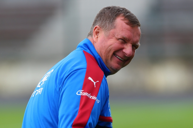 Pavel Vrba se může smát. V Machačkale si může vydělat velké peníze. 