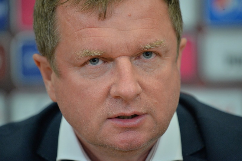 Trenér Pavel Vrba. 