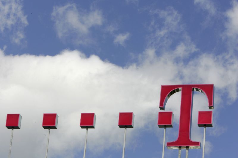 Logo T-Mobile. 
