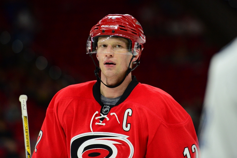 Kanadský hokejový útočník Eric Staal.