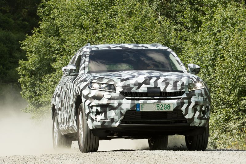 Definitivní podobu modelu automobilka ještě skrývá, ale vůz prošel zátěžovými testy.