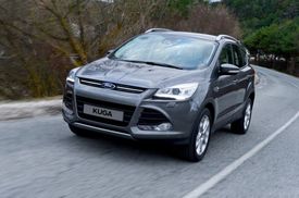 Za oceánem "frčí" především vozy SUV (na snímku Ford Kuga) a pick-upy.