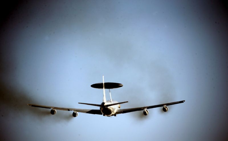 Radarový letoun AWACS Severoatlantické aliance.