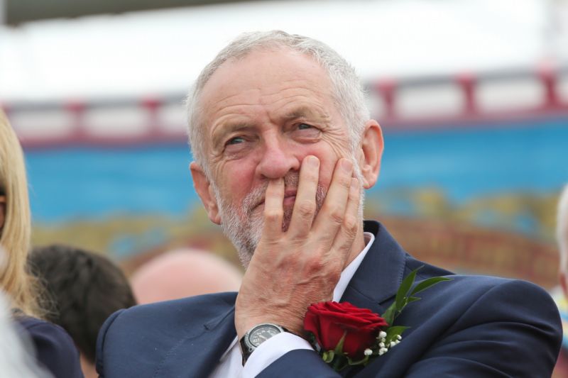 Šéf britských opozičních labouristů Jeremy Corbyn.