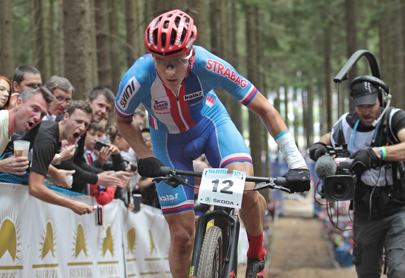 Biker Jaroslav Kulhavý.