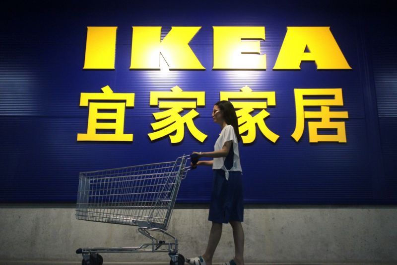 Nábytkářský řetězec IKEA stahuje z trhu produkt typu MALM. Nábytkářský řetězec IKEA stahuje z trhu produkt typu MALM.