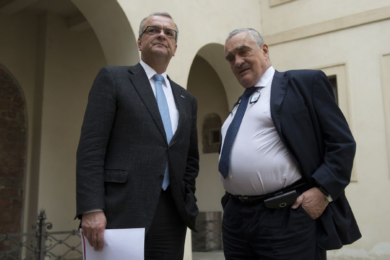 Karel Schwarzenberg s Miroslavem Kalouskem.