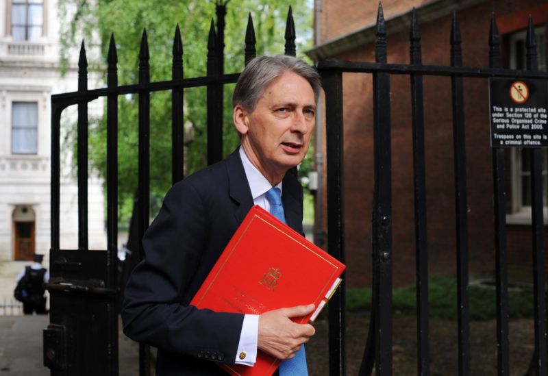 Nový britský ministr financí Philip Hammond. Nový britský ministr financí Philip Hammond.