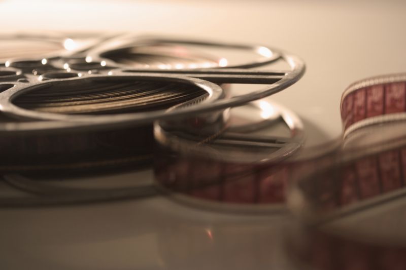 Autoři filmu Luxury memories shánějí finanční podporu pro postprodukci. 