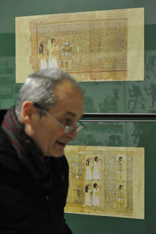 Muzeum v Káhiře vystavuje egyptské papyry z doby faraona Cheopse (ilustrační foto). Muzeum v Káhiře vystavuje egyptské papyry z doby faraona Cheopse (ilustrační foto).
