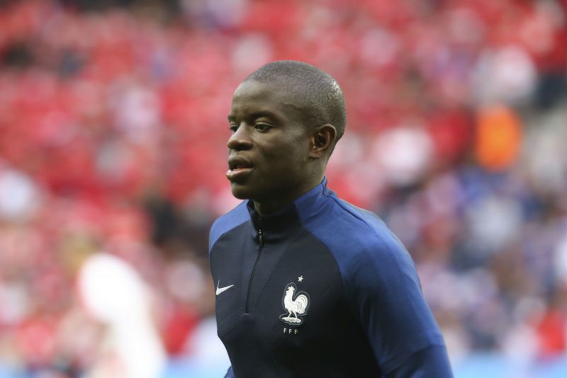 Francouzský záložník N'golo Kanté. 