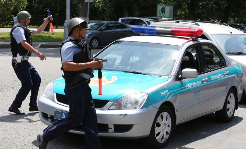 V centru města Almaty zaútočili islamisté.