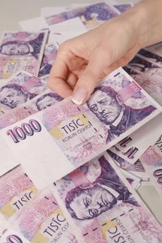 Úřad nyní pracuje na návrhu, aby se mladým učitelům přidávalo rychleji.