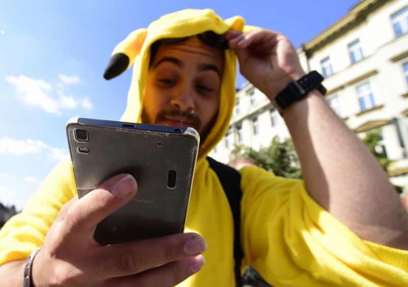Hra má velkou základnu fanoušků. Hra má velkou základnu fanoušků.