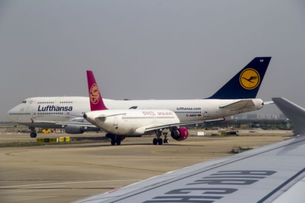 Poptávku po přepravě od společnosti Lufthansa zasáhly teroristické útoky.