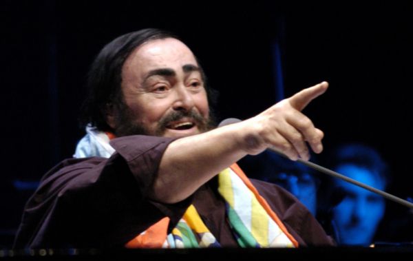 Zesnulý operní pěvec Luciano Pavarotti.