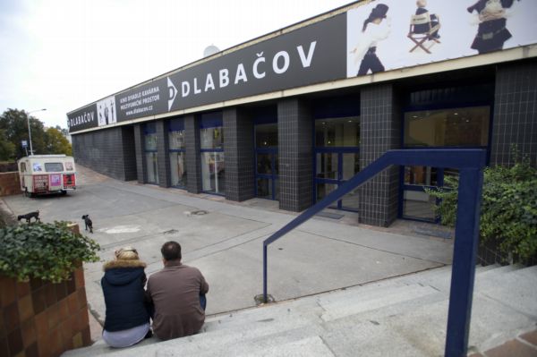 Kino Dlabačov obnovilo svůj provoz po třináctileté pauze.