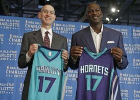 Majitel Charlotte Hornets a legenda NBA Michael Jordan