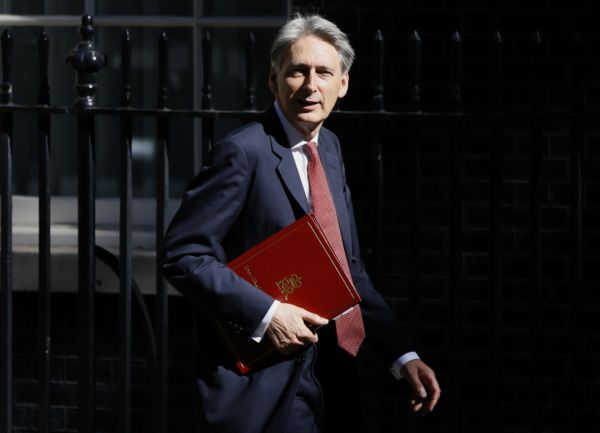 Britský ministr financí Philip Hammond.