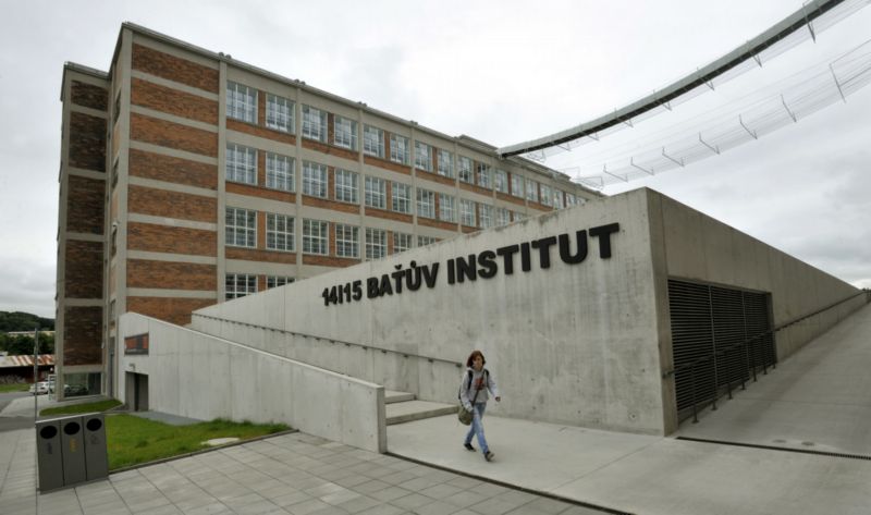 Muzeum jihovýchodní Moravy sídlí ve zlínském Baťově institutu. Muzeum jihovýchodní Moravy sídlí ve zlínském Baťově institutu.
