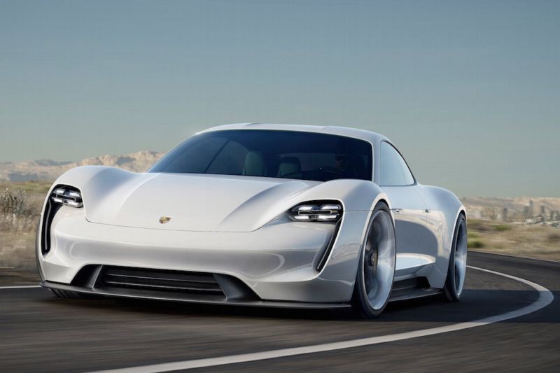 Porsche to myslí s výrobou elektromobilu Mission E naprosto vážně.