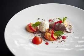 Menu francouzského chefa se mění podle aktuálně dostupných surovin.