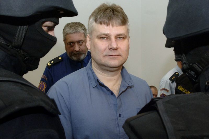 Jiří Kajínek se pokoušel o obnovu procesu už v minulých letech. Jiří Kajínek se pokoušel o obnovu procesu už v minulých letech.