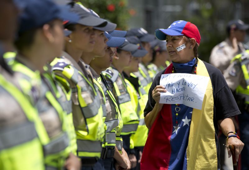 Demonstrace proti režimu prezidenta Nicoláse Madura v hlavním městě Venezuely Caracasu.