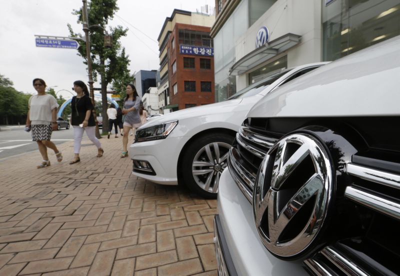 Kromě pokuty Jižní Korea také pozastavila prodej většiny modelů Volkswagenu.