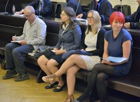 Obžalovaní (zleva) Petr Sova, Radka Pavlovská, Alexandra Ščambová a Katarína Zezulová u pražského městského soudu.