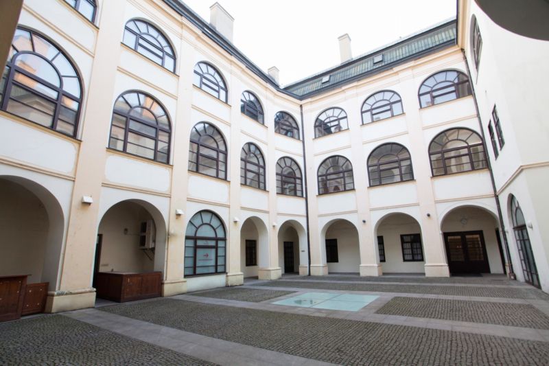 Nádvoří zámku ve Zlíně.