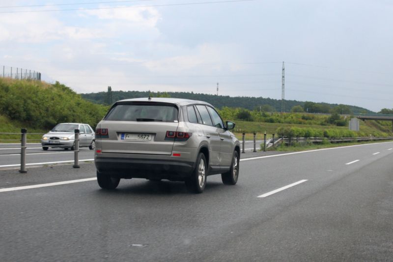 Celkem 4,7 metru dlouhý Kodiaq nabídne až sedm míst k sezení a největší zavazadlový prostor ve své třídě.